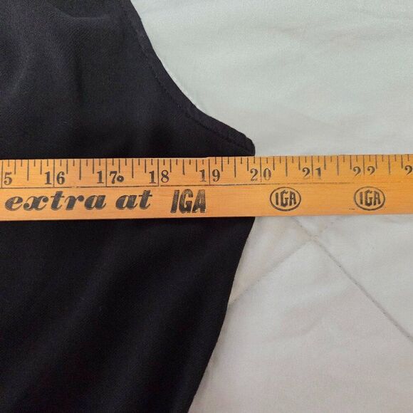 EUC LIKE NEW LOFT SLEEVELESS SPLIT V NECK BLACK SOFT JUMPSUIT SIZE 10 / M - Picture 14 of 16